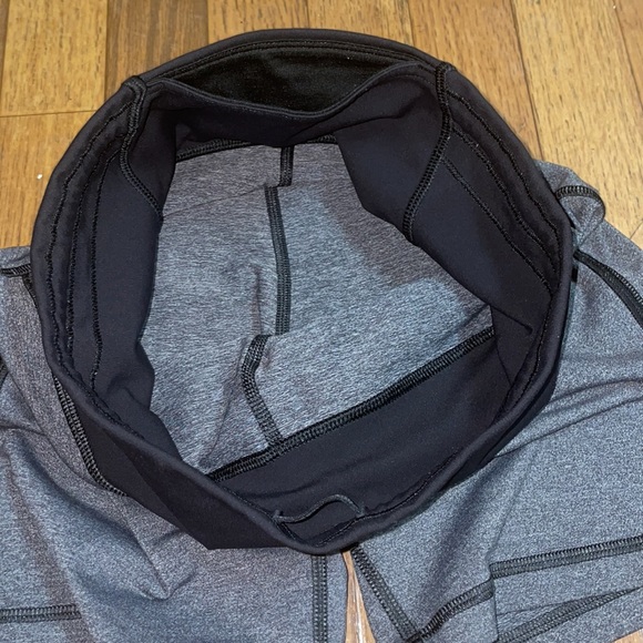 Lululemon - Picture 4 of 6